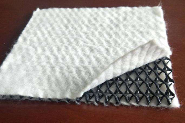 如何正確施工復(fù)合土工排水網(wǎng)呢？  第3張