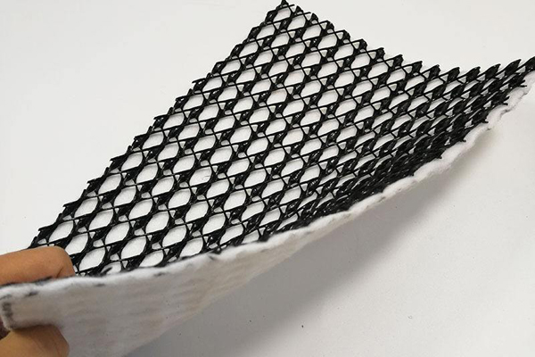 道路基層施工中復(fù)合排水網(wǎng)的布置方法及注意事項(xiàng)  第3張