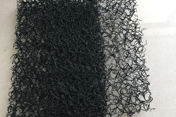 了解復(fù)合排水隔離墊規(guī)格，為您解答。  第2張