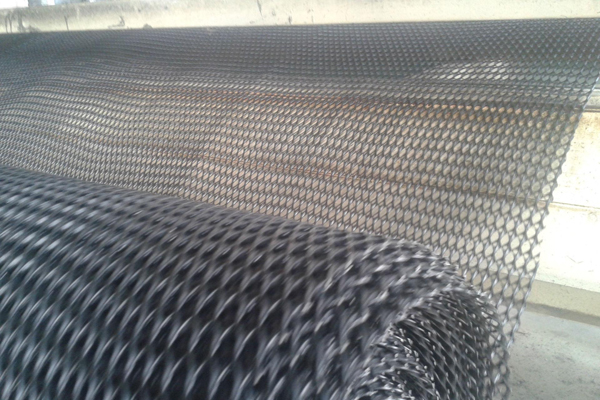 復(fù)合排水網(wǎng)在道路基層排水體的布置方式解析 第2張