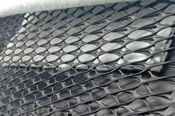 深入探討復(fù)合排水網(wǎng)價(jià)格受影響的因素  第1張