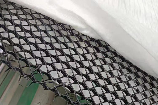 公路中的排水網(wǎng)，了解它的作用有哪些？  第1張