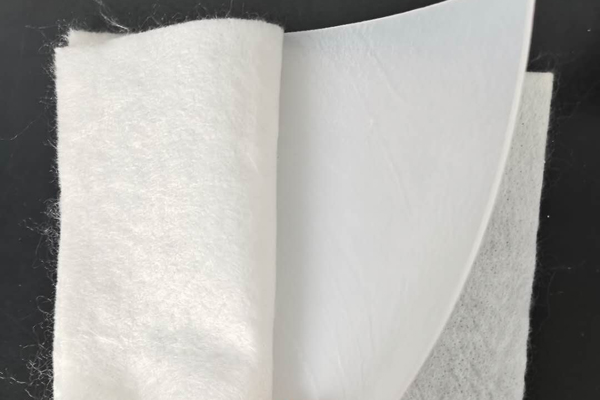 復(fù)合土工布與三維排水網(wǎng)的區(qū)別大揭秘！  第2張