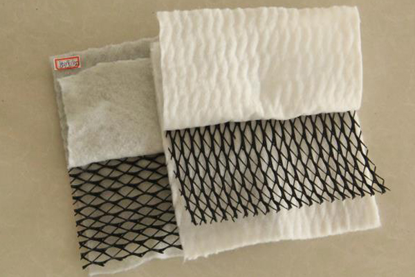 復(fù)合排水網(wǎng)可以和土工膜搭配使用嗎 第1張