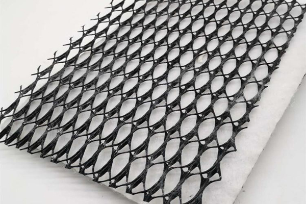 三維復(fù)合排水網(wǎng)在填挖交界路基中的應(yīng)用  第3張