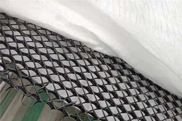 三維復合排水網(wǎng)怎么固定呢？  第3張