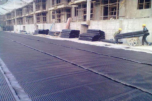 排水板的正確鋪設(shè)方法 第2張