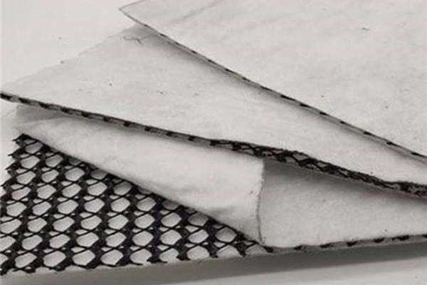 三維復(fù)合排水網(wǎng)在庭院排水中的鋪設(shè)方法  第3張